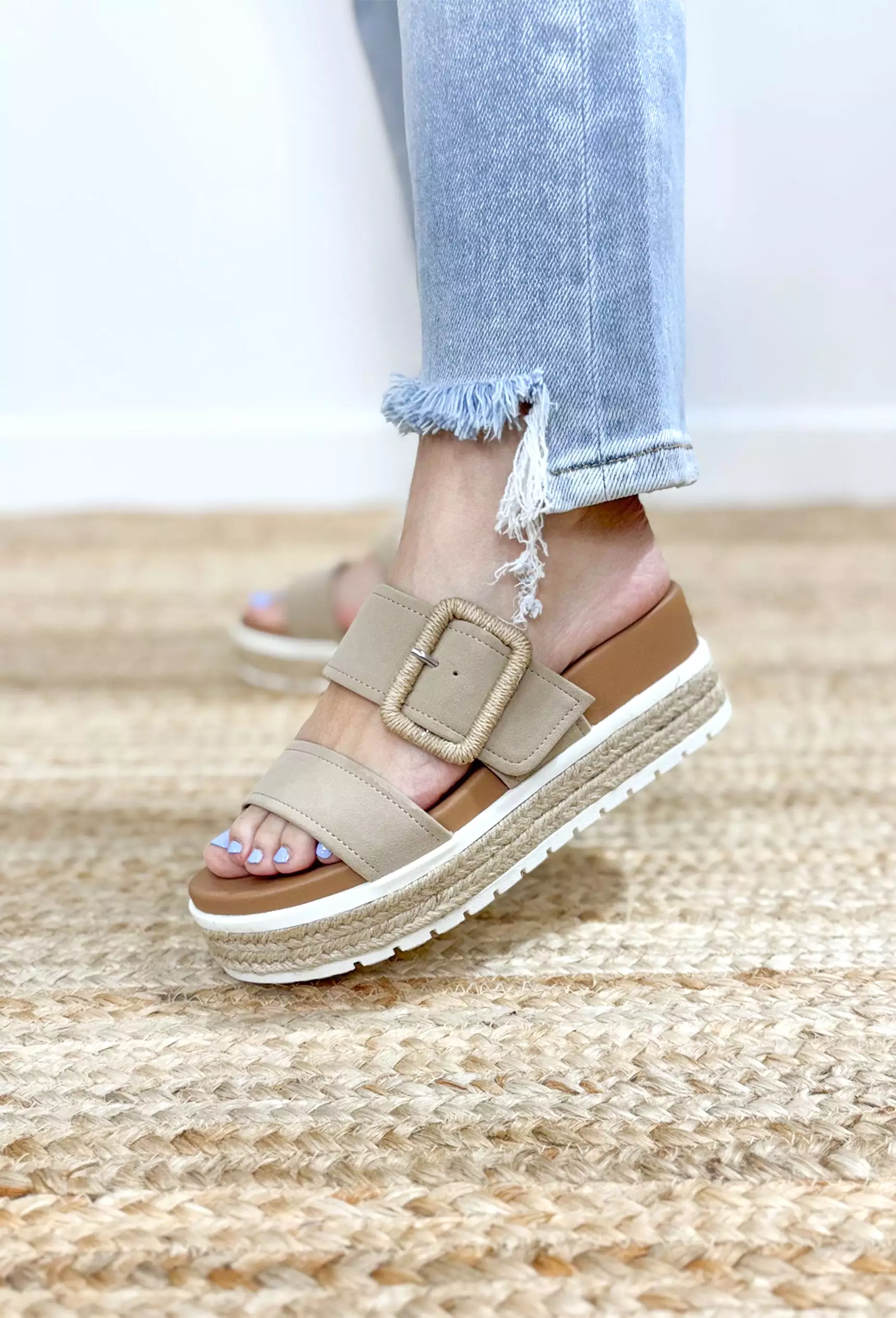 Kenzy Platform Sandals