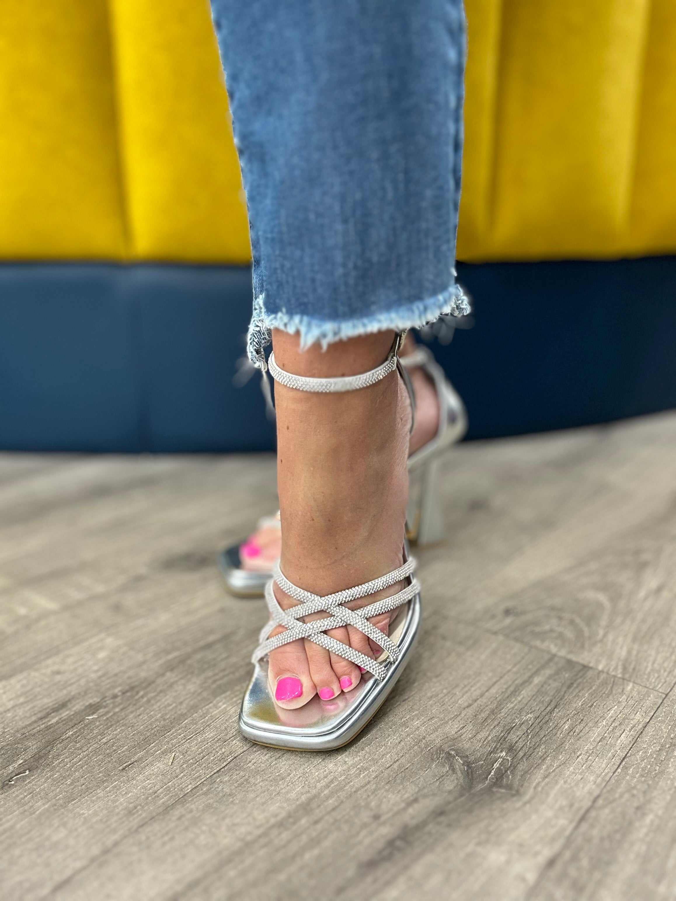 Repo 43701 Silver Sandal