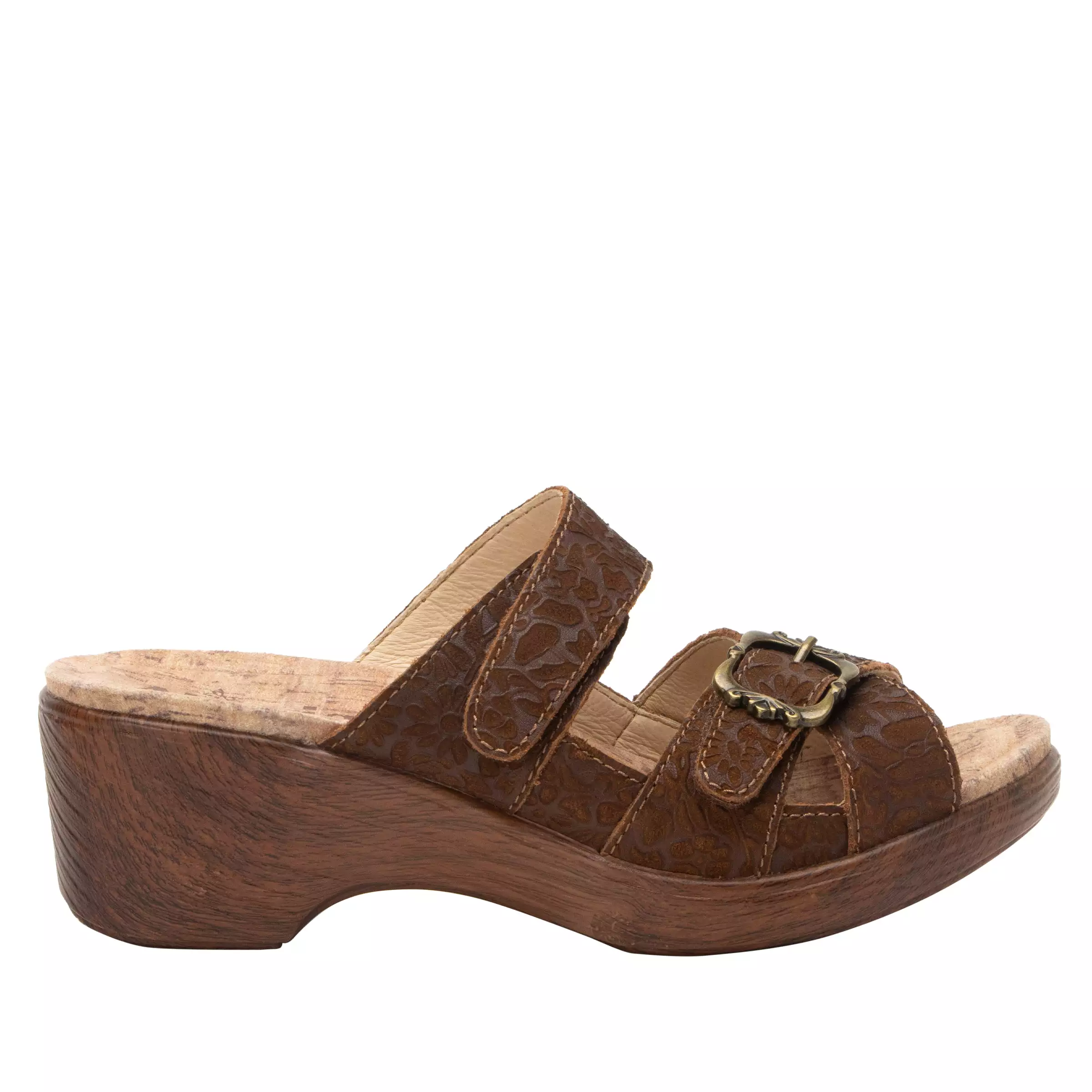 Sierra Delicut Tawny Sandal