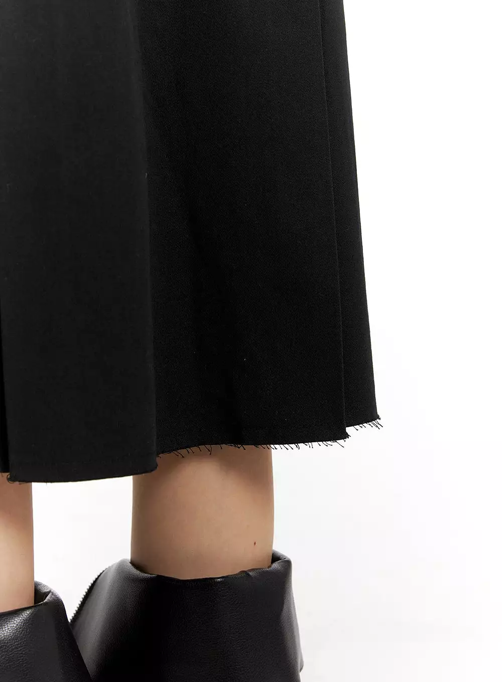 Solid Pleated Midi Skirt CM406