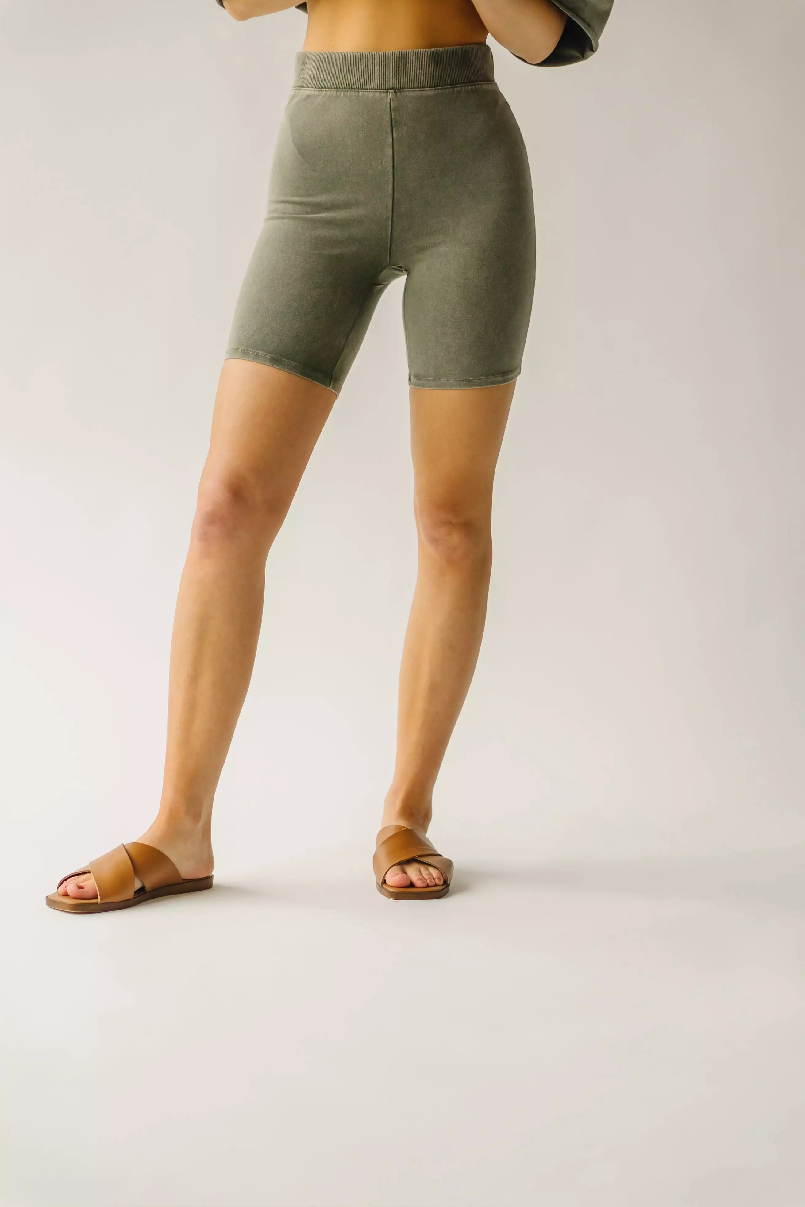 The Langan Basic Bike Shorts in Army Green