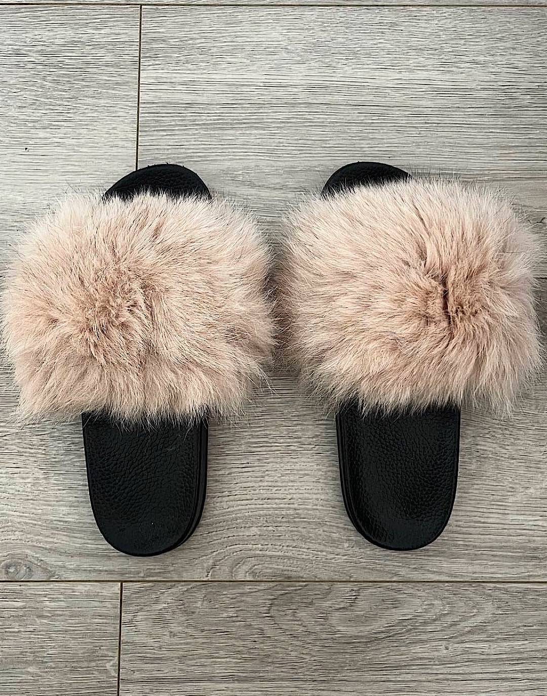 Ultra Fluffy Fur Sandals